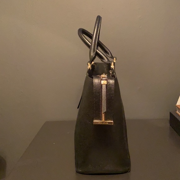 Henri Bendel A-List Satchel - Picture 3 of 7